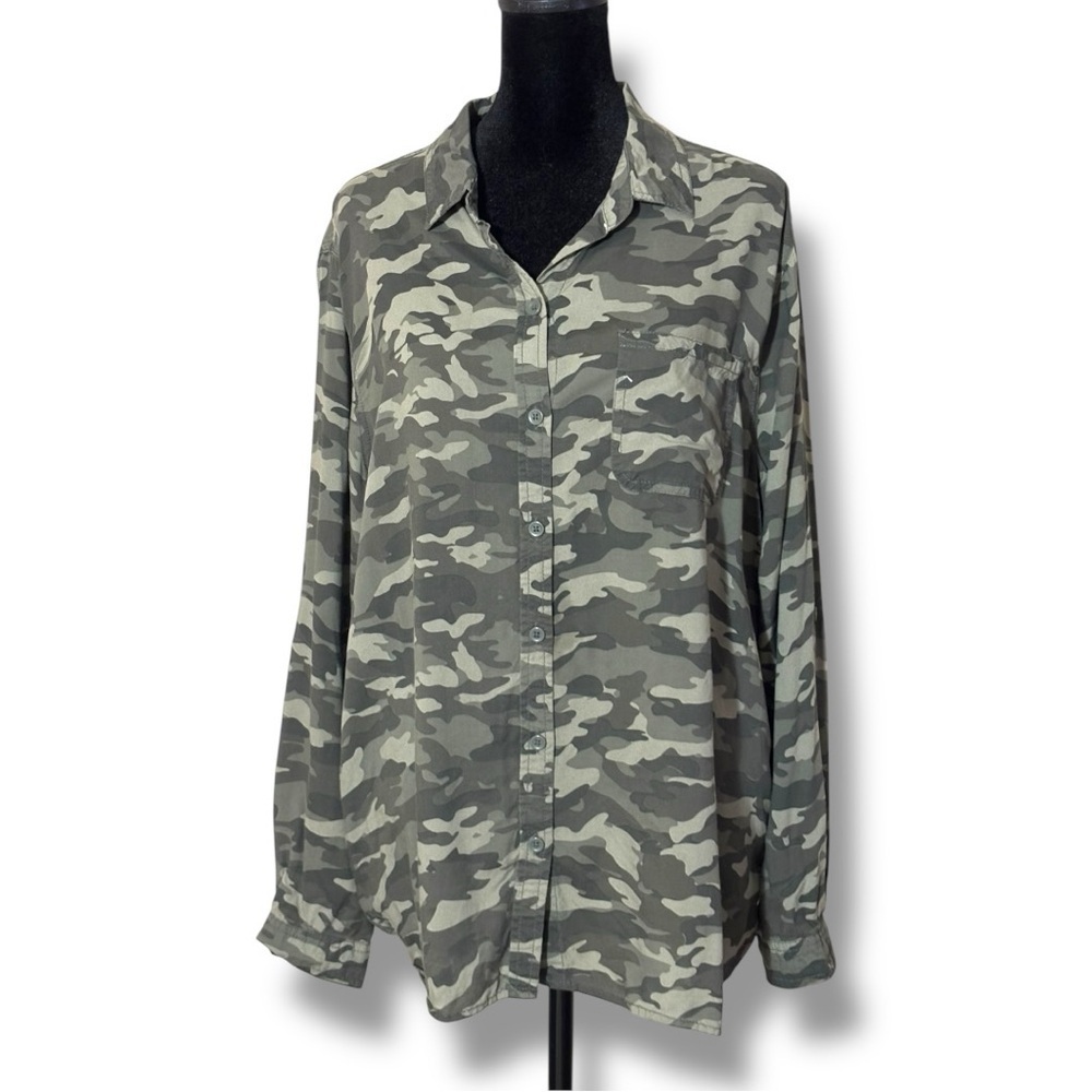 Beach Lunch Lounge Stylish Green Camouflage Long Sleeve Button Down Shirt - Picture 3 of 16